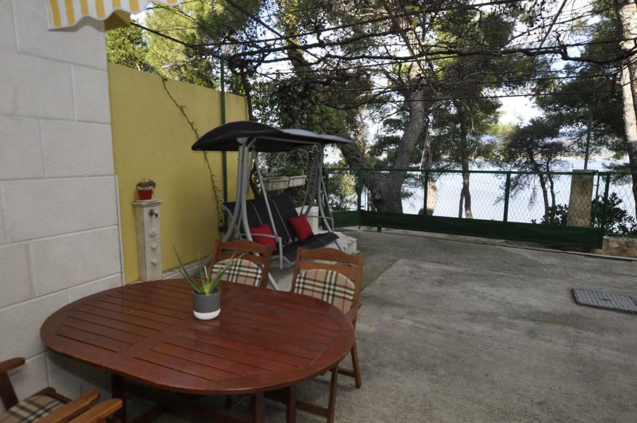 Apartment Toya Slatine Εξωτερικό φωτογραφία