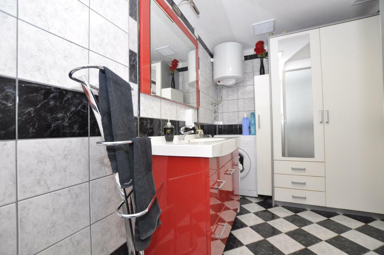 Apartment Toya Slatine Εξωτερικό φωτογραφία