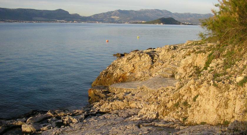 Apartment Toya Slatine Εξωτερικό φωτογραφία