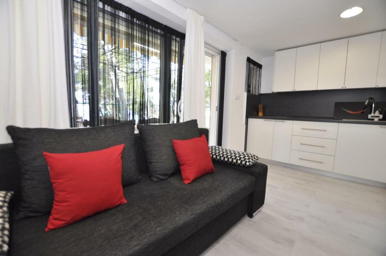 Apartment Toya Slatine Εξωτερικό φωτογραφία