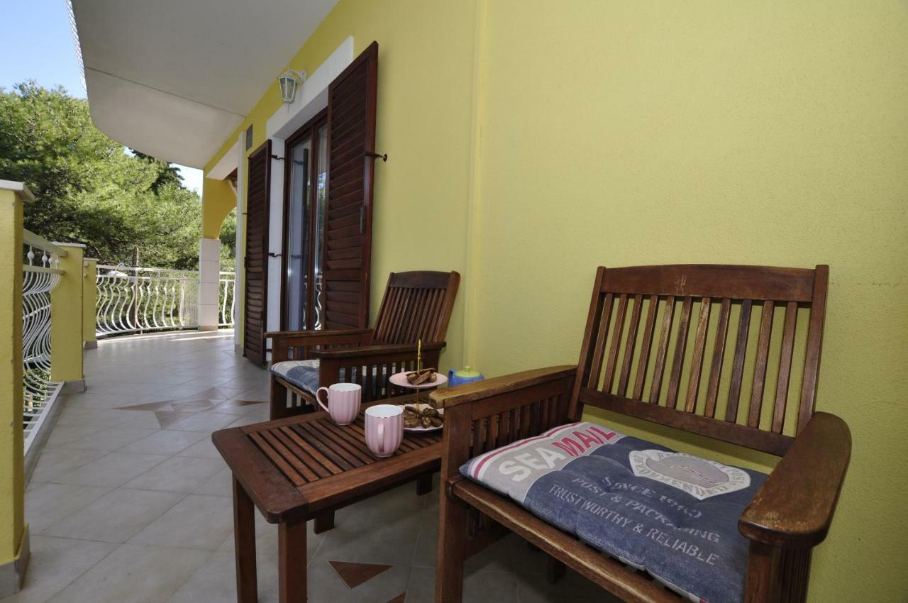 Apartment Toya Slatine Εξωτερικό φωτογραφία